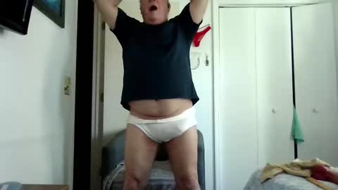 Snapshot of mackdocc001 chatting on 17, 11, 2025 mackdocc001 online show from 17, 11, 2025