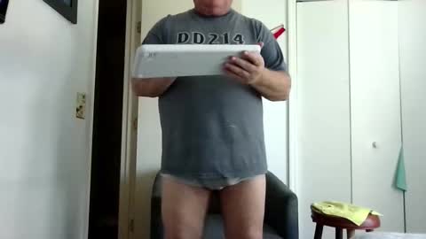 Snapshot of mackdocc001 chatting on 18, 11, 2025 mackdocc001 online show from 18, 11, 2025