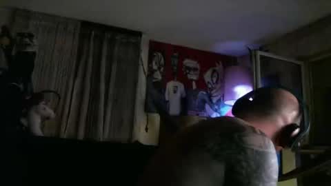 Snapshot of mad_dem0n chatting on 4, 3, 2025 Manuel online show from 4, 3, 2025