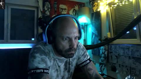 Snapshot of mad_dem0n chatting on 14, 9, 2025 Manuel online show from 14, 9, 2025