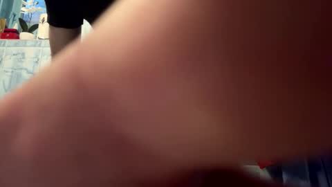 Snapshot of mada12340987 chatting on 24, 11, 2025 mada12340987 online show from 24, 11, 2025