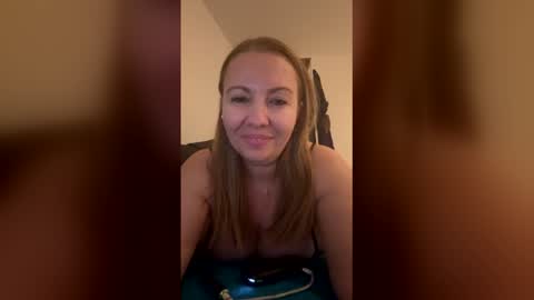 Madaluna online show from 27, 2, 2026