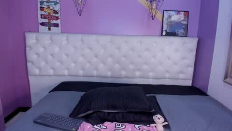 Snapshot of madamedamn chatting on 19, 12, 2024 Madamedamn online show from 19, 12, 2024