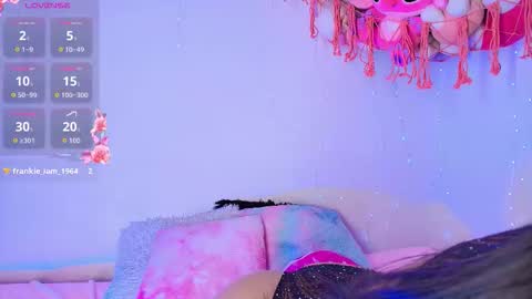 maddie 09 online show from 8, 10, 2025