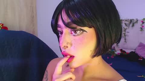 Snapshot of maddiiebrooks chatting on 19, 10, 2025 Maddie online show from 19, 10, 2025