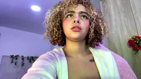 Snapshot of maddiiebrooks chatting on 21, 10, 2025 Maddie online show from 21, 10, 2025