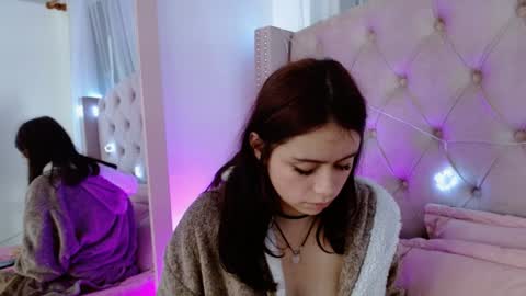 Snapshot of maddy_14 chatting on 13, 12, 2024 Maddy UwU online show from 13, 12, 2024