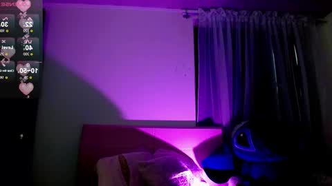 Snapshot of maddy_14 chatting on 19, 2, 2025 Maddy UwU online show from 19, 2, 2025