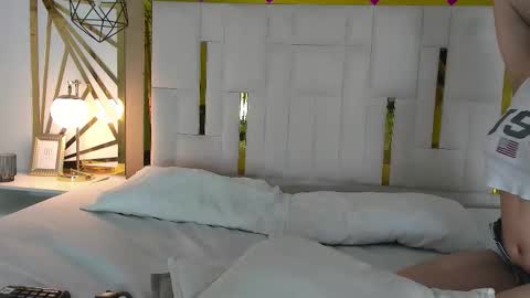 Snapshot of maddy_jacksonw chatting on 10, 9, 2025 Maddy online show from 10, 9, 2025