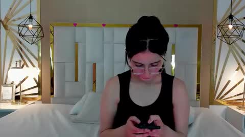 Snapshot of maddy_jacksonw chatting on 18, 10, 2025 Maddy online show from 18, 10, 2025