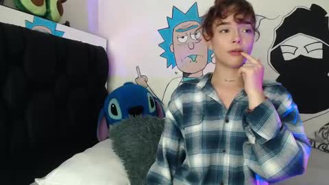 maddy_perezz_ online show from 17, 9, 2025