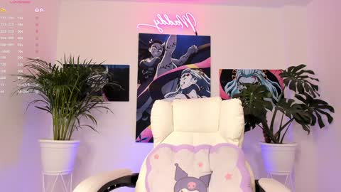 maddy_uwu online show from 23, 12, 2024