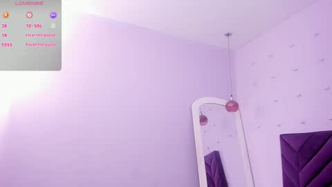 Snapshot of maddyjohnsonn chatting on 2, 2, 2025 maddyjohnsonn online show from 2, 2, 2025