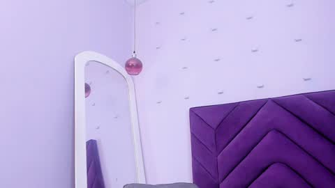 Snapshot of maddyjohnsonn chatting on 2, 2, 2025 maddyjohnsonn online show from 2, 2, 2025