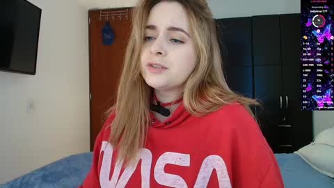 Snapshot of madelamee chatting on 31, 1, 2025 madelamee online show from 31, 1, 2025