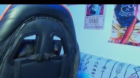 Madeleine  online show from 11, 11, 2025