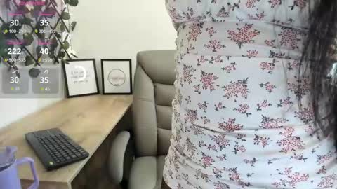 Madeleine  online show from 23, 10, 2025