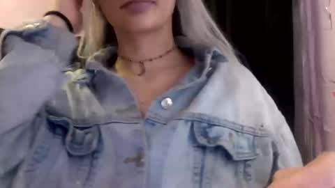 Snapshot of madelinevalentine chatting on 10, 10, 2025 madeline online show from 10, 10, 2025