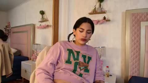 Snapshot of madhison_5 chatting on 25, 2, 2026 madhison_5 online show from 25, 2, 2026