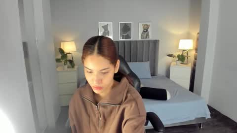 Snapshot of madie_collins7 chatting on 19, 10, 2025 Madie online show from 19, 10, 2025