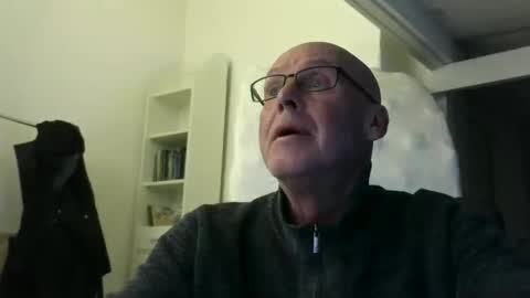 madio1187940 online show from 11, 11, 2025