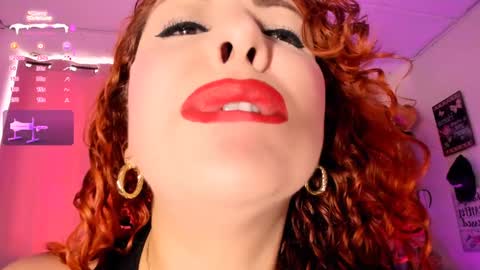 Snapshot of madison_bigboobies chatting on 20, 12, 2024 Madison Astrid online show from 20, 12, 2024