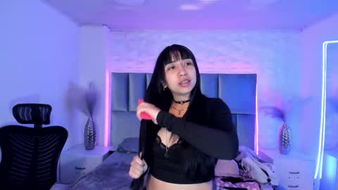 Snapshot of madison_darkk chatting on 13, 10, 2025 MADISON online show from 13, 10, 2025