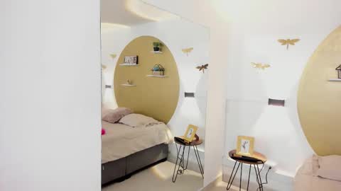 Snapshot of madison_darkk chatting on 27, 10, 2025 MADISON online show from 27, 10, 2025