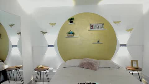 Snapshot of madison_darkk chatting on 10, 11, 2025 MADISON online show from 10, 11, 2025