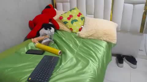 Snapshot of madison_grande chatting on 7, 3, 2025 MADISON online show from 7, 3, 2025