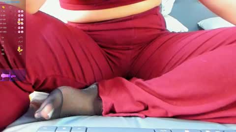 Snapshot of madison_milan chatting on 13, 11, 2025 online show from 13, 11, 2025