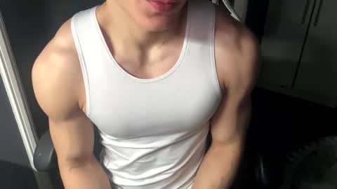 Snapshot of madisonboy2 chatting on 30, 10, 2025 madisonboy2 online show from 30, 10, 2025