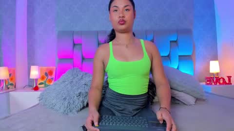  MadisonScott online show from 14, 2, 2025