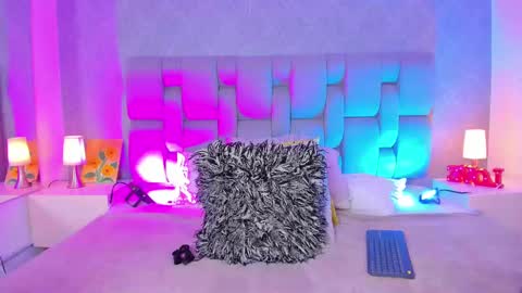  MadisonScott online show from 21, 2, 2025