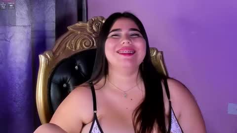 Snapshot of madissonlee__ chatting on 14, 10, 2025 madissonlee__ online show from 14, 10, 2025