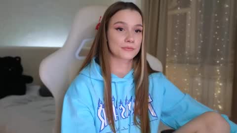 Madi Soon online show from 4, 3, 2025