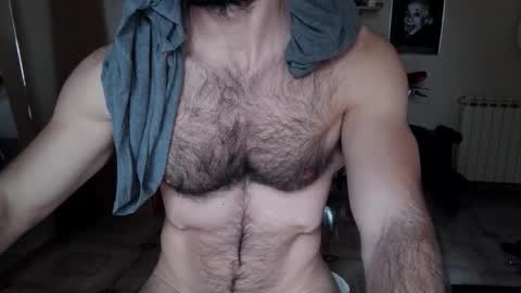 Snapshot of madmax20x chatting on 5, 12, 2025 madmax20x online show from 5, 12, 2025