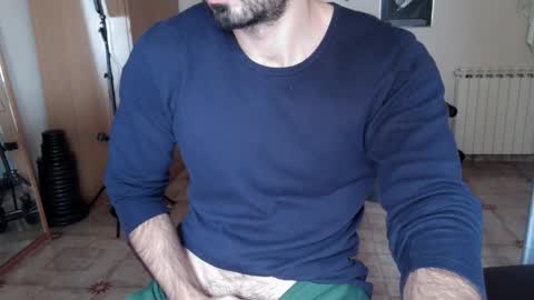 Snapshot of madmax20x chatting on 15, 12, 2025 madmax20x online show from 15, 12, 2025