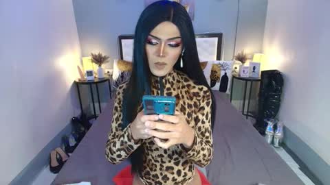 Snapshot of madnesswilxx chatting on 28, 10, 2025 Wil online show from 28, 10, 2025