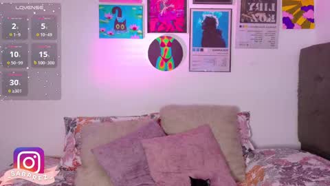 Snapshot of mady_malkovax chatting on 2, 10, 2025 Mady online show from 2, 10, 2025