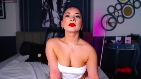 MadyLuxx online show from 3, 1, 2025