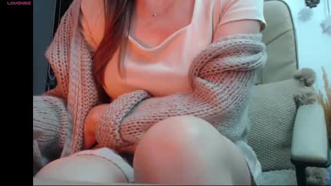 Snapshot of madyqueen chatting on 22, 1, 2025 Mara online show from 22, 1, 2025