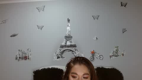 Snapshot of madysonthaylor chatting on 23, 10, 2025 Mady online show from 23, 10, 2025