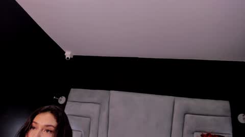 Snapshot of maee_angels chatting on 14, 12, 2024 MAEE ANGELS online show from 14, 12, 2024