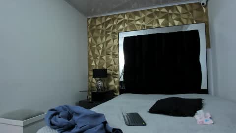 Snapshot of maee_angels chatting on 24, 12, 2024 MAEE ANGELS online show from 24, 12, 2024