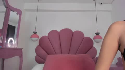 Snapshot of maee_angels chatting on 28, 12, 2024 MAEE ANGELS online show from 28, 12, 2024