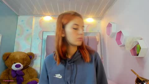 Snapshot of maee_angels chatting on 30, 12, 2024 MAEE ANGELS online show from 30, 12, 2024