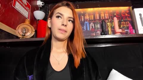 Snapshot of maee_angels chatting on 25, 2, 2025 MAEE ANGELS online show from 25, 2, 2025