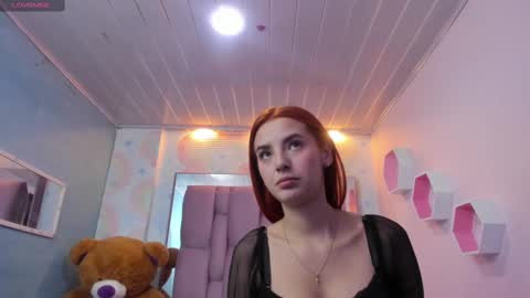 Snapshot of maee_angels chatting on 8, 3, 2025 MAEE ANGELS online show from 8, 3, 2025