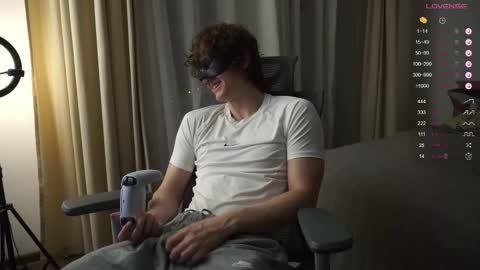 Snapshot of maestro3369 chatting on 9, 11, 2025 Mike XMaestro 3369 online show from 9, 11, 2025